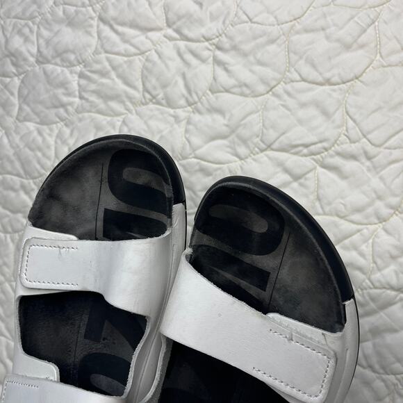 Ecco Womens Slide Sandals US 10 10.5 EU 41 Cozmo White Black Grain Leather - Picture 3 of 9